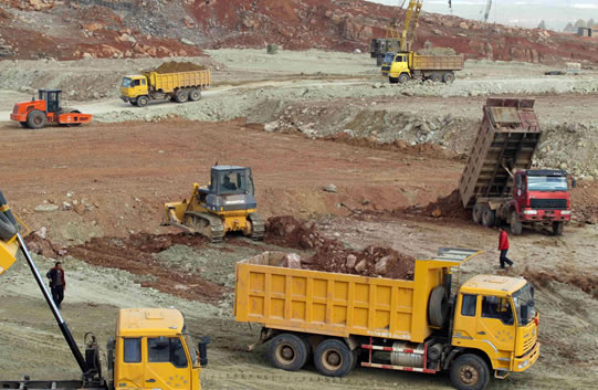 云南昆明市主抓建筑工地施工揚(yáng)塵污染超標(biāo)要立即停工 云南昆明市主抓建筑工地施工揚(yáng)塵污染超標(biāo)要立即停工